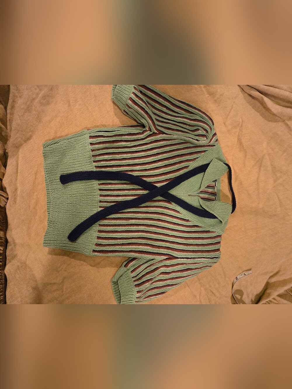 1940s Handknit Reproduction Sweater Small - Picture 2 of 5